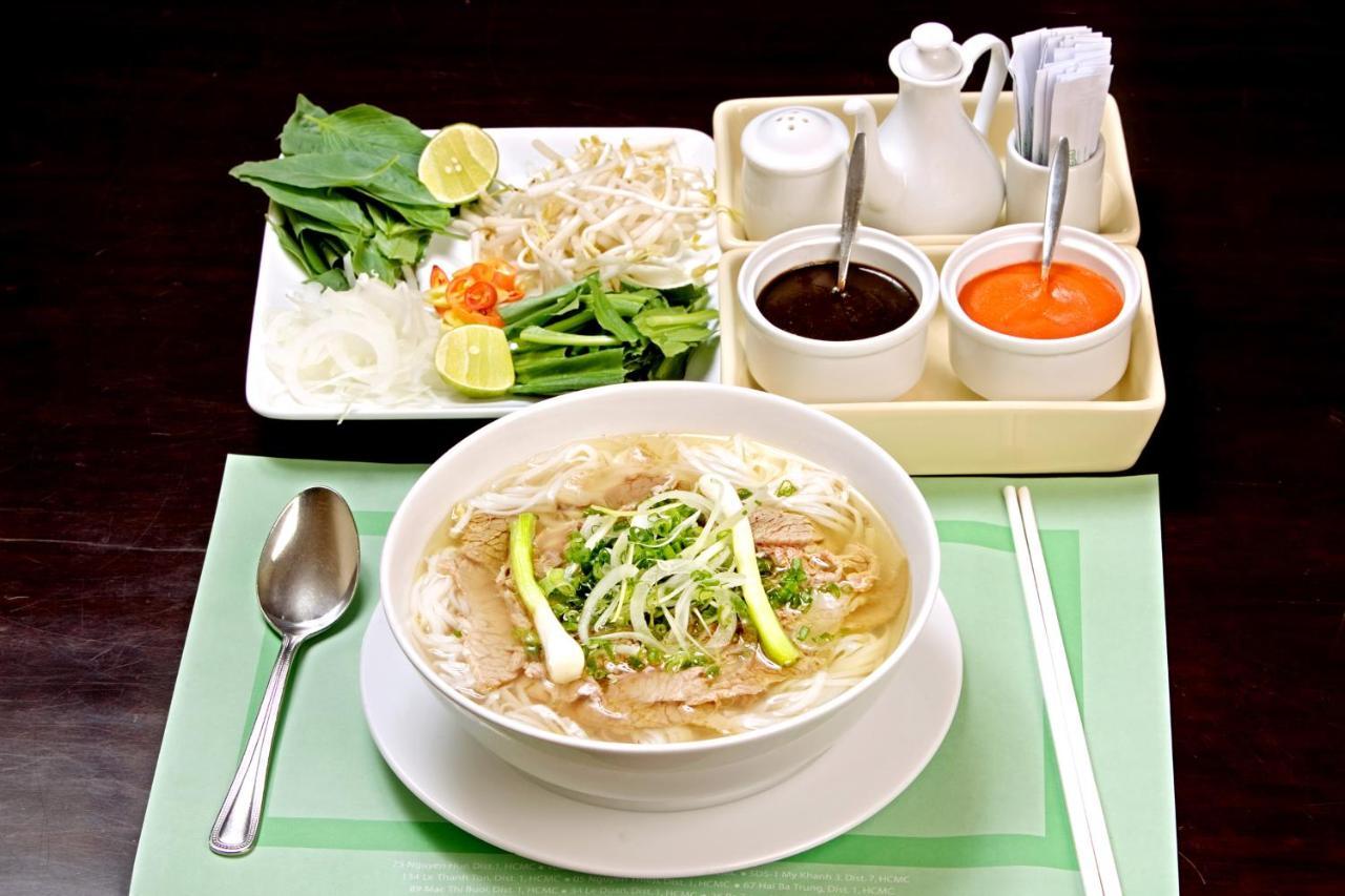 Khách sạn Legend